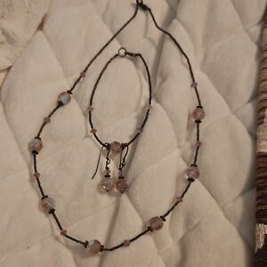 Elegant Pink Beaded Necklace and Bracelet Set